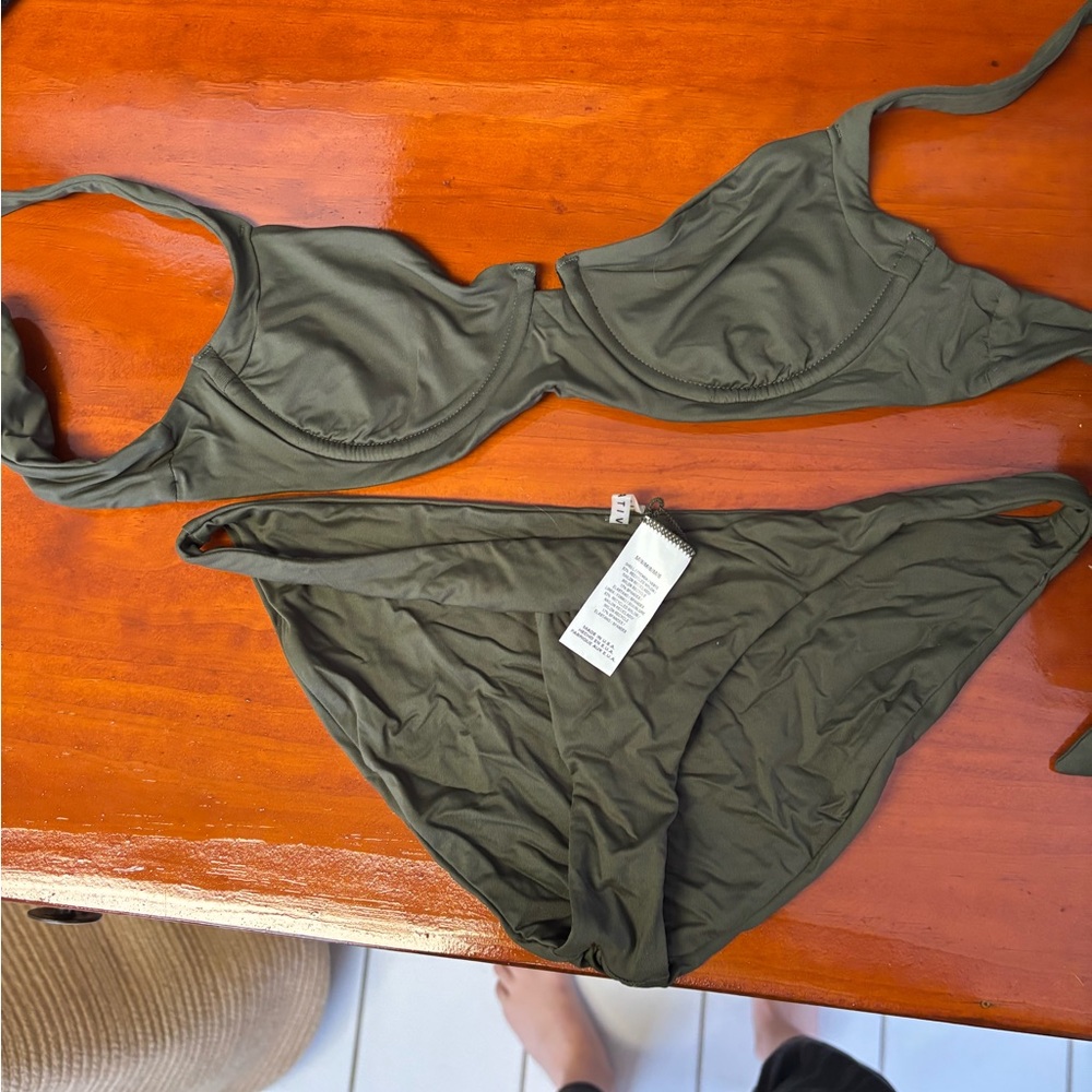 VITAMIN A DEMI UNDERWIRE BIKINI TOP - FOREST ECOLUX